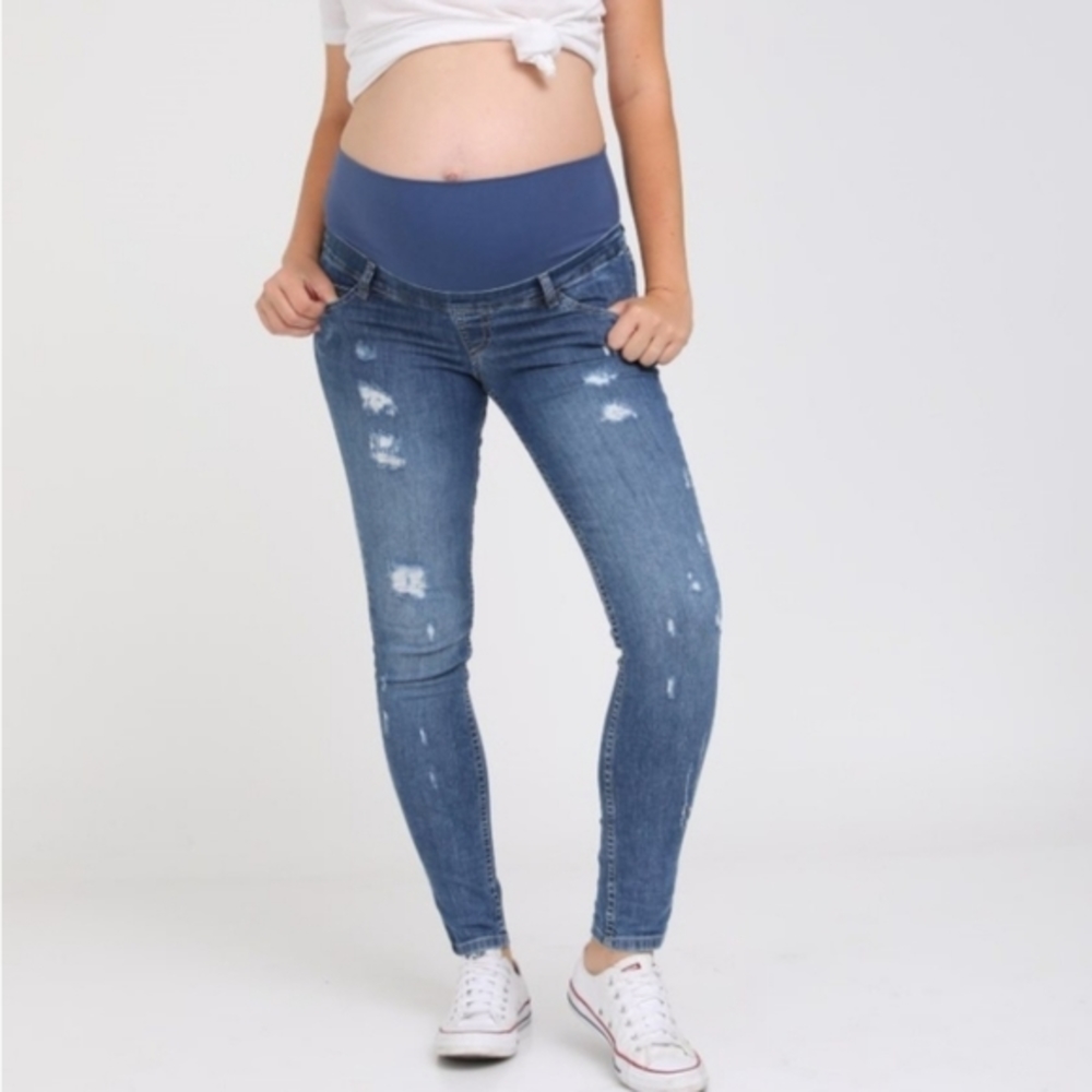 Blue Savvy maternity